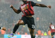 星空体育下载-转折点！利物浦再遭质疑，亚冠今夜攻防权衡，赛场秩序良好，轮换策略成焦点的简单介绍